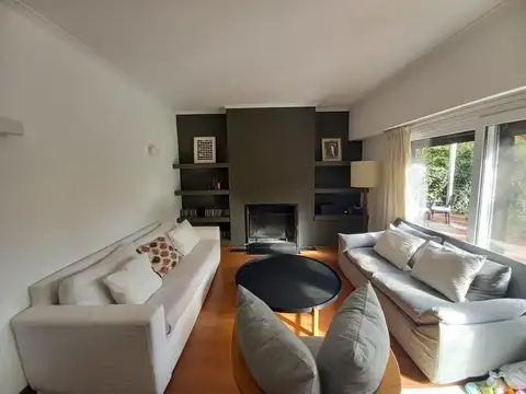 julian Navarro    al 4000