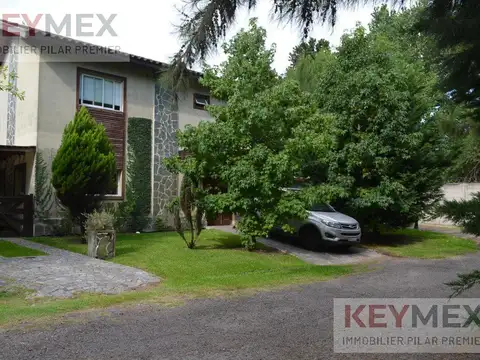 Casa en  Venta Ranelagh Golf 3 dormitorios pileta galería jardin parrilla apto credito bancario