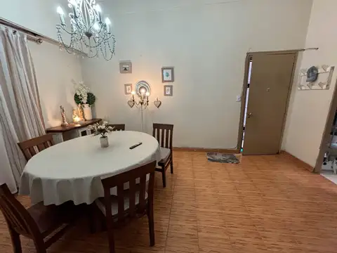 Depto Tipo Casa en Venta de 3 ambientes
