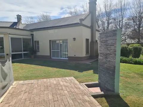 Casa en Venta en Lujan, USD 300.000