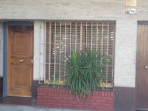 Casa - Venta - Argentina, Capital Federal - MARTINIANO LEGUIZAMON 1085