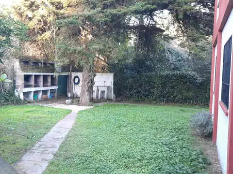 Calle 305 1200, Piso 1