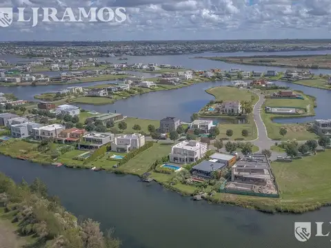 Terreno en Puertos del Lago - BARRIO AMARRAS
