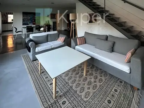 Casa 4 ambientes con 4 baños