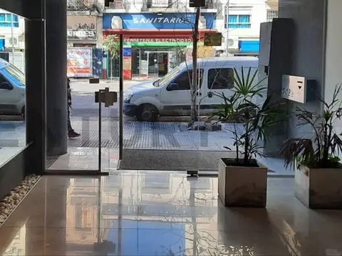 LOCAL A ESTRENAR SAN CRISTOBAL AV. SAN JUAN