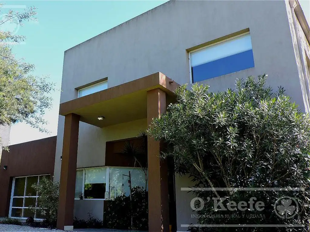 Casa en Venta - 4 dormitorios -