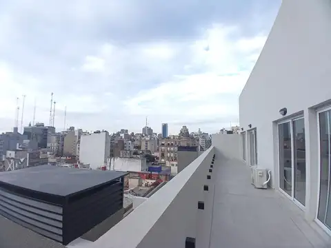 COCHERA fija cubierta a ESTRENAR con video vigilancia en Monserrat