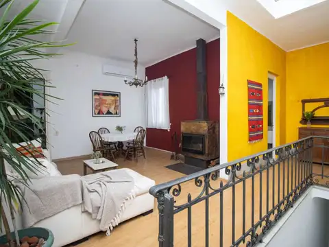 Casa 5 ambientes con 1 baño