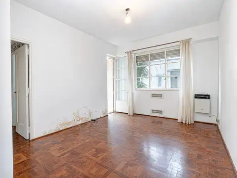 VENTA DEPARTAMENTO 3 AMBIENTES CON COMEDOR DIARIO Y BALCON EN SAN CRISTOBAL