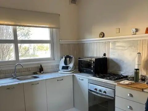 Casa en Alquiler con 1 cochera