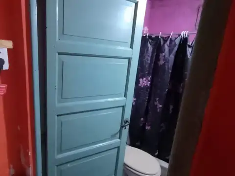 VENTA CASA 3 AMBIENTES Y 2 DEPARTAMENTOS TIGRE