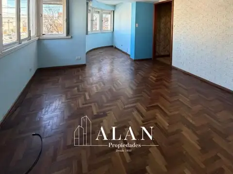 Casa en Alquiler de 4 dormitorios