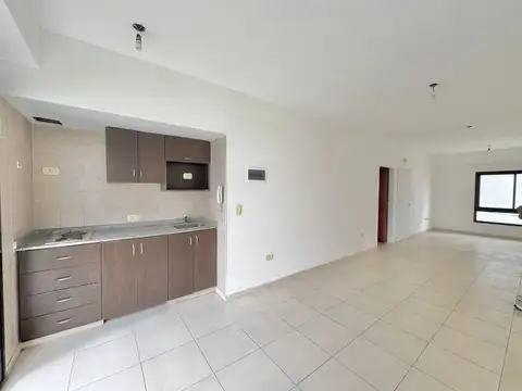 MONOAMBIENTE EN VENTA EN VILLA LURO ILUMINADO