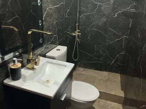 CASA 2 AMBIENTES VENTA ALEJANDRO KORN PATIO PILETA