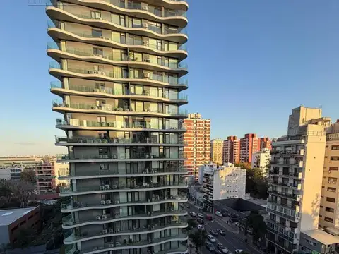 Piso alto de 2 amb en Venta en Torre Infinity - Av. Libertador - No dejes de verlo