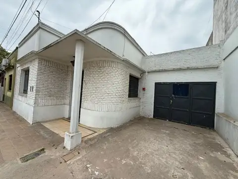 Casa - Venta - Argentina, Lobos