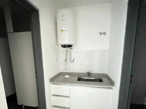 Oficina 2 ambientes con 2 baños