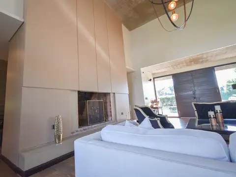 Casa en Venta de 5 dormitorios