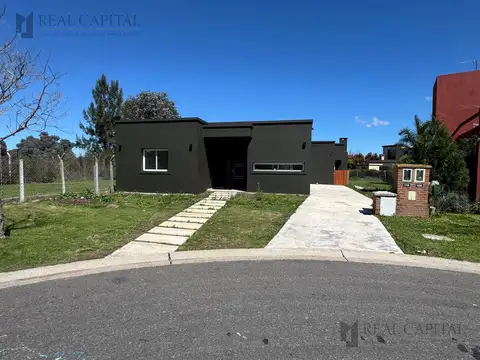 VENTA CASA A ESTRENAR EN PILAR DEL ESTE - BARRIO SAN ALFONSO - 4 AMB GRAN JARDIN