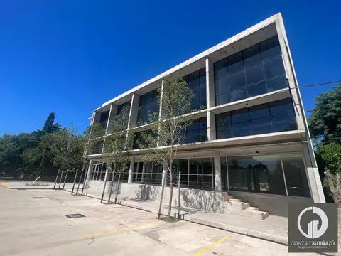 Departamento en Alquiler en Funes, $ 980.000