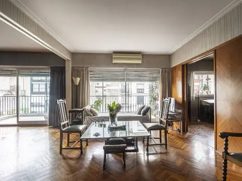 Av. Las Heras y Laprida