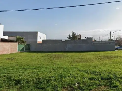 Terreno en Venta en Capitan Bermudez, USD 25.000