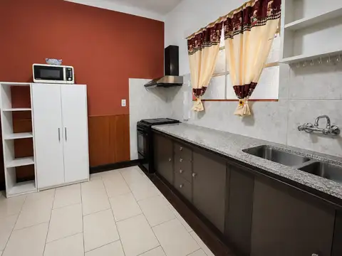 VENTA CASA 3 AMB CON PATIO Y DEPTO WILDE