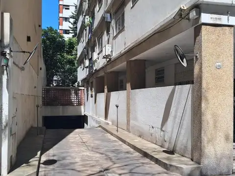 COCHERA DOBLE. Amenabar 1440.