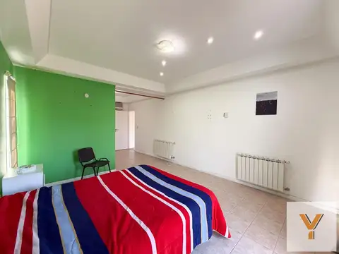 Casa 7 ambientes con 2 baños