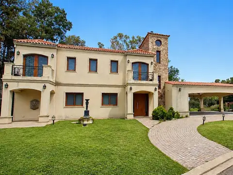 FIGHIERA - Impactante Villa toscana en Azhares del Paraná!