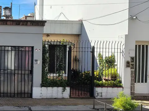 CASA 1 PLANTA 4 AMB JARDIN PILETA