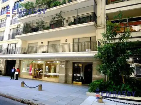 Departamento en Alquiler de 6 ambientes