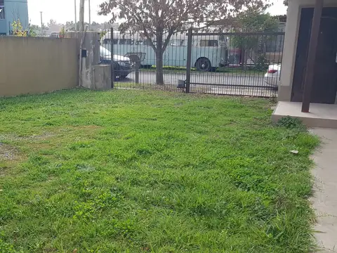 Casa 7 ambientes con 4 baños