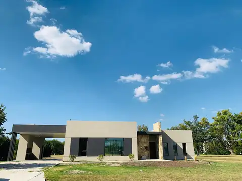Casa en Venta en La Elina, USD 279.000