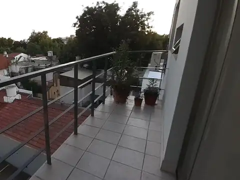 Departamento en Alquiler con 1 cocheras