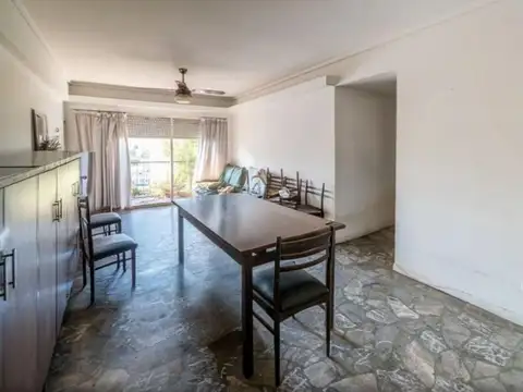 Departamento en Venta - 3 Dormitorios 1 Baño - 69mts - Floresta