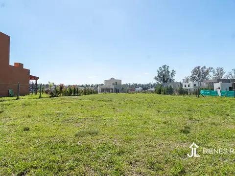 Terreno en Venta 61  mts Fondo