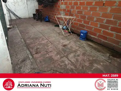 Casa 3 ambientes con 1 baño