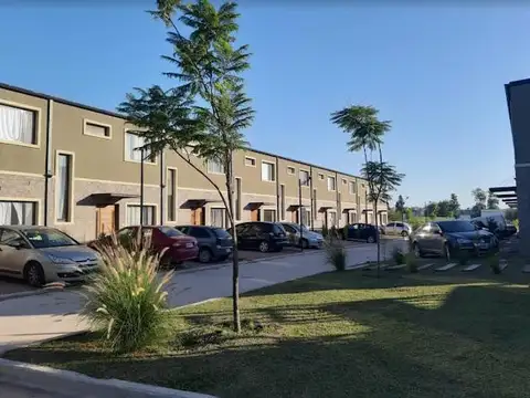 Departamento en venta de 3 Amb.  en Complejo La Cañada de Village III (Pilar)