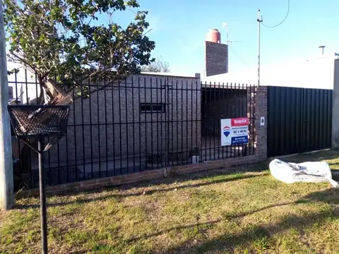 Casa Alquiler Pje Rosario 2450 Santo Tome