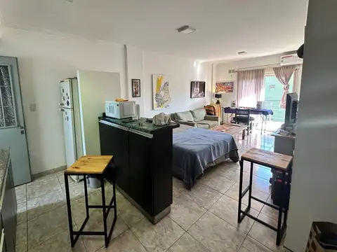 VENTA DEPARTAMENTO - MUY BUEN ESTADO - BAJAS EXPENSAS - VILLA BALLESTER - PERMUTA Y APTO CREDITO  