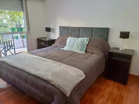 Depto Tipo Casa en Alquiler 40 años