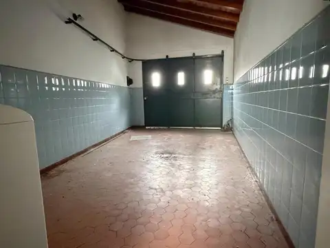 CASA EN VENTA EN BECCAR | JARDÍN | 3 DORMITORIOS | GARAJE