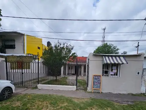 CASA EN VENTA- ZONA SUR