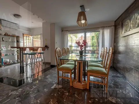 Casa en Venta en Olivos, USD 375.000