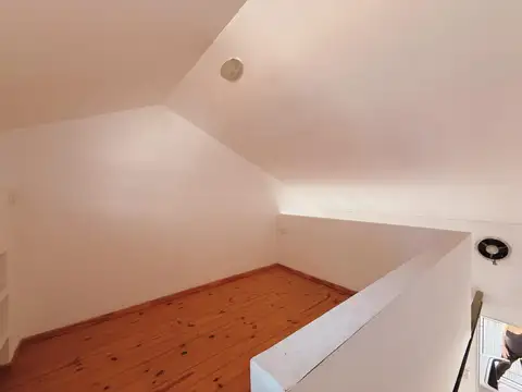 Rodriguez 39 Bis - Departamento Duplex De 1 Dormitorio En Alquiler - Pichincha, Rosario
