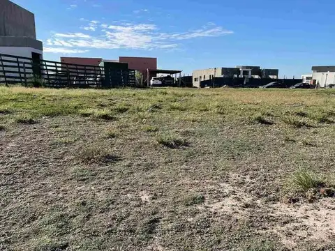 Terreno en Venta 18  mts Fondo