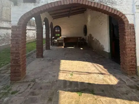 Casa en venta, Mariano Acosta.