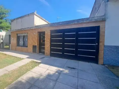 SALVADOR MARIA DEL CARRIL 800