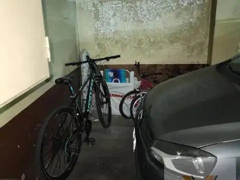 Del signo 4030 y Salguero